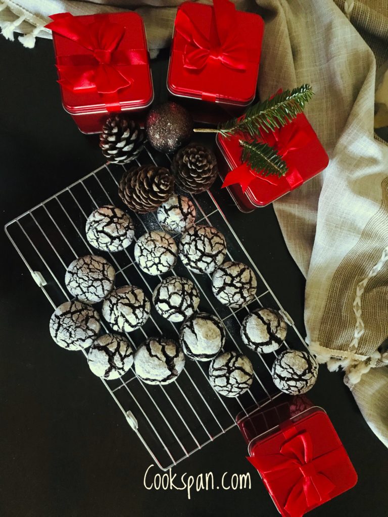 Chocolate Crinkle Cookies