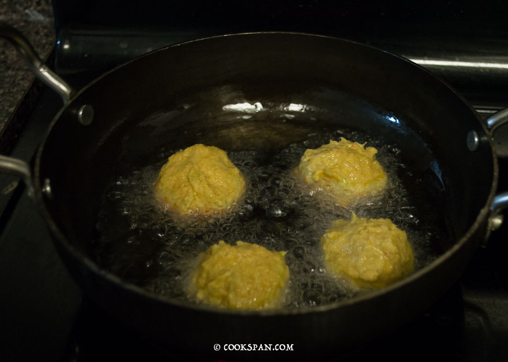 Add the Lauki balls for frying